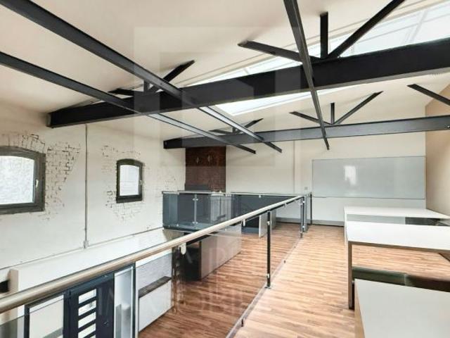 RESERVIERT* Loft mit Galerie, Garten und Dachterrasse in historischem Gebäude