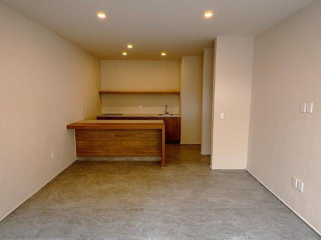LOFT / OFICINA EN CHAPALITA
