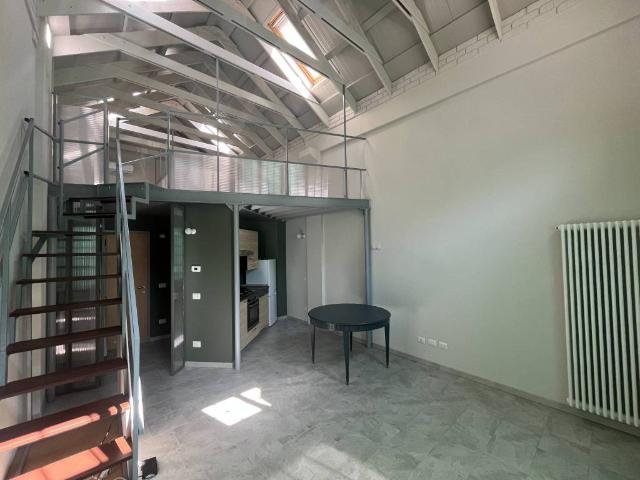 Loft / Open Space in affitto a Milano MI