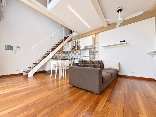 Loft / Open Space in vendita a Meda MB
