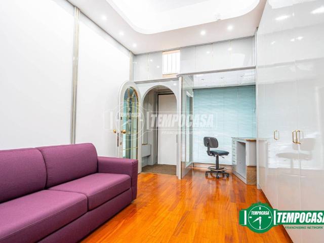 Loft / Open Space in vendita a Milano MI