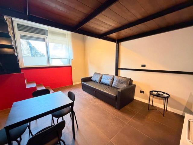 Loft / Open Space in vendita a Milano MI