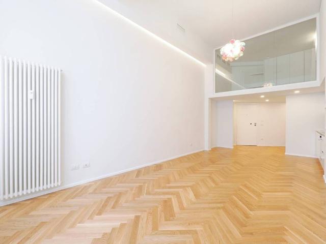 Loft / Open Space in vendita a Milano MI