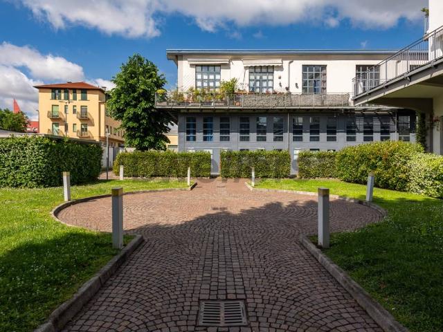 Loft / Open Space in vendita a Milano MI