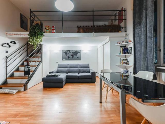 Loft / Open Space in vendita a Milano MI