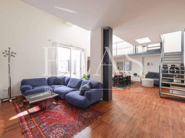 Loft / Open Space in vendita a Milano MI