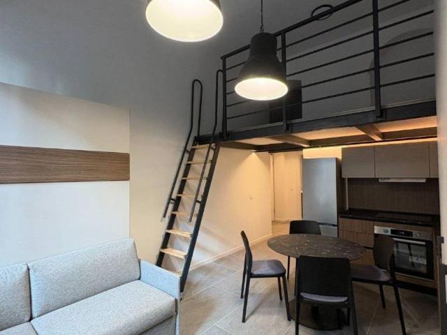 Loft / Open Space in vendita a Milano MI