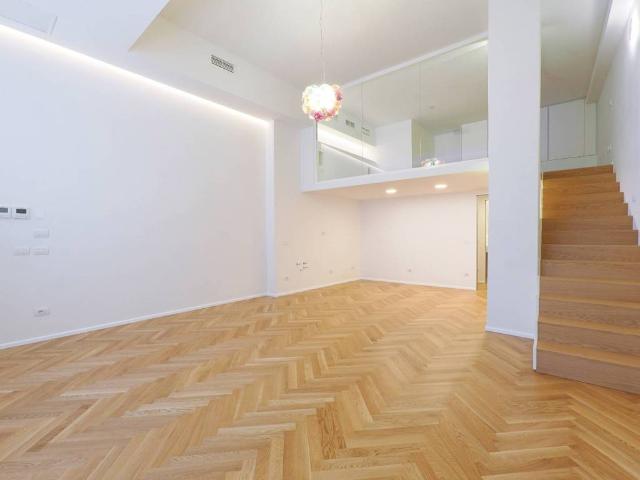 Loft / Open Space in vendita a Milano MI