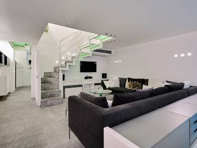 Loft / Open Space in vendita a Milano MI