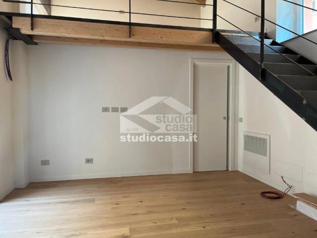 Loft / Open Space in vendita a Bergamo BG