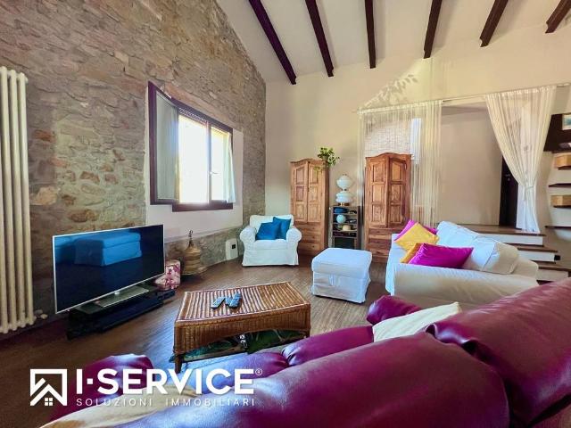 Loft / Open Space in vendita a Bertinoro FC