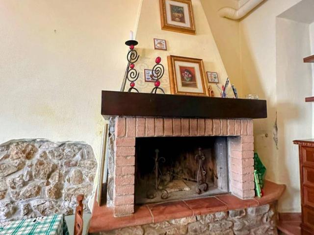 Loft / Open Space in vendita a Campiglia Marittima LI