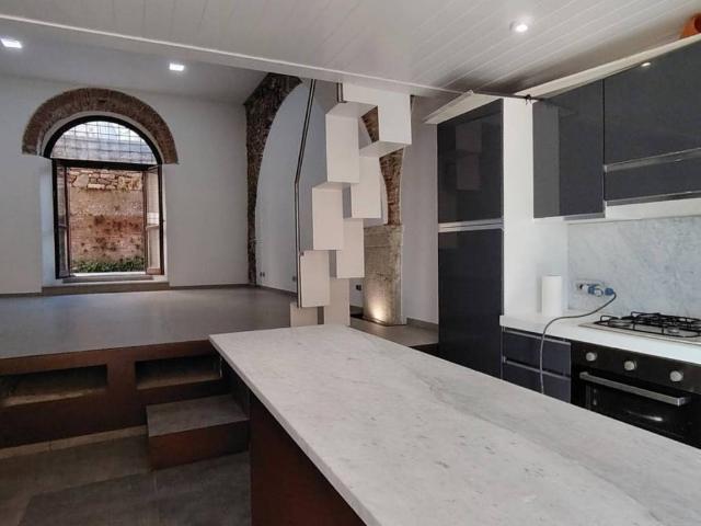 Loft / Open Space in vendita a Carrara MS