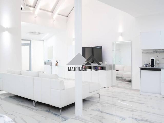 Loft / Open Space in vendita a Cattolica RN