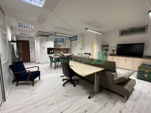 Loft / Open Space in vendita a Concorezzo MB