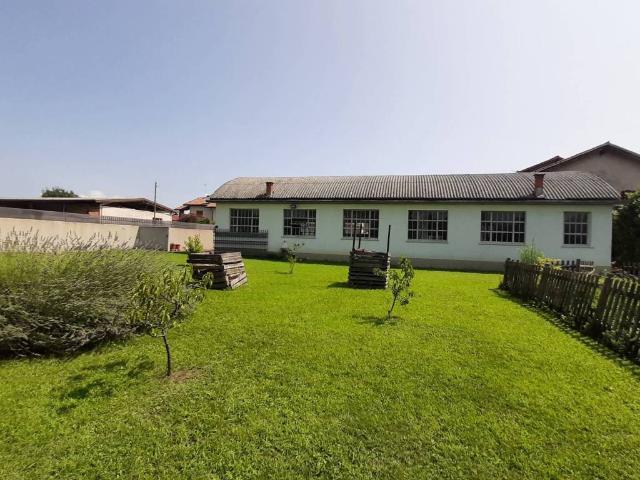 Loft / Open Space in vendita a Corno di Rosazzo UD
