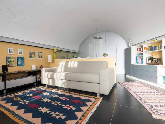 Loft / Open Space in vendita a Genova GE