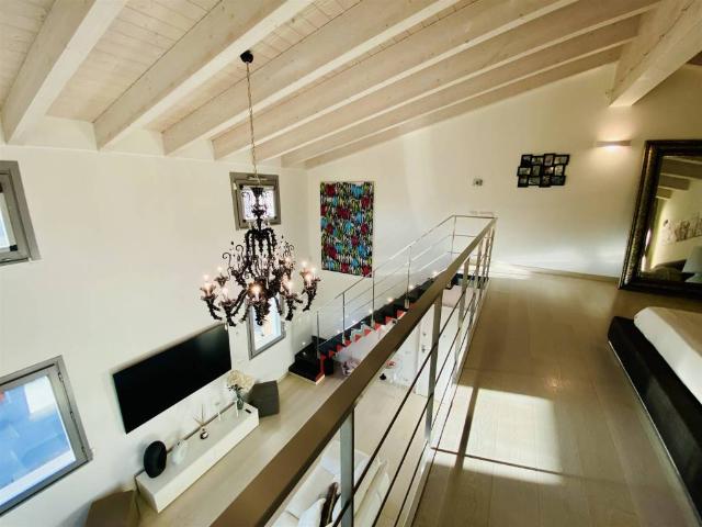 Loft / Open Space in vendita a Lucca LU