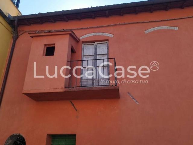 Loft / Open Space in vendita a Lucca LU