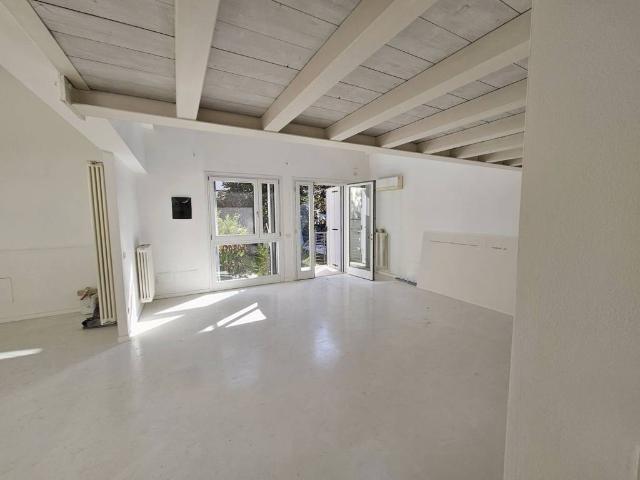 Loft / Open Space in vendita a Padova PD