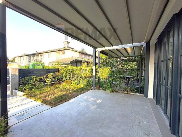 Loft / Open Space in vendita a Pavia PV
