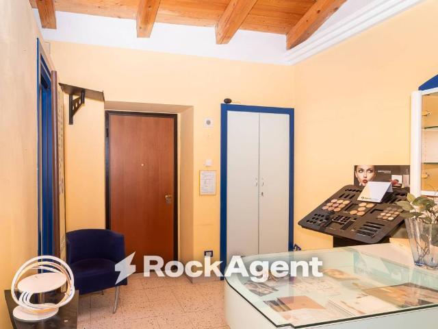 Loft / Open Space in vendita a Pinerolo TO