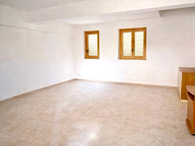 Loft / Open Space in vendita a Riposto CT