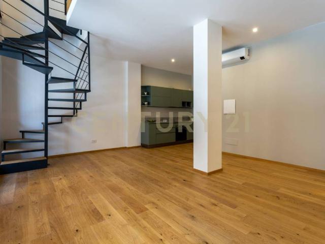 Loft / Open Space in vendita a Roma RM