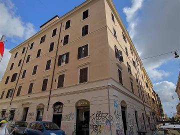 Loft / Open Space in vendita a Roma RM