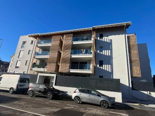 Loft / Open Space in vendita a Settimo Milanese MI