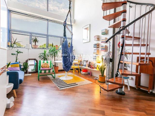 Loft / Open Space in vendita a Settimo Milanese MI