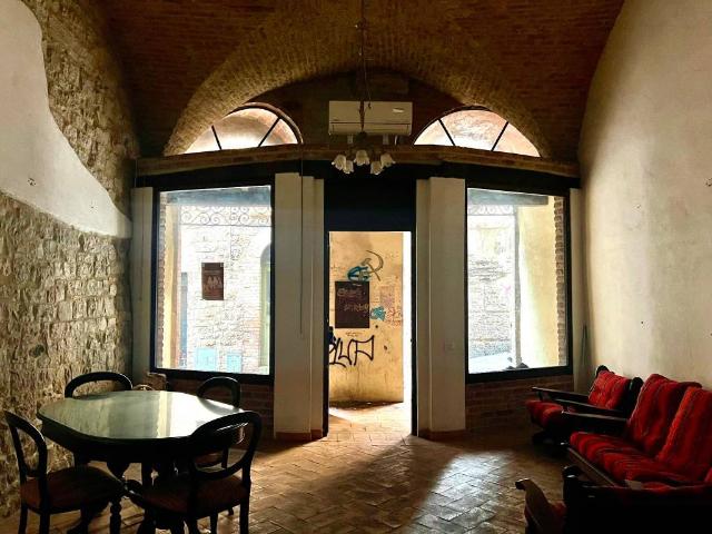 Loft / Open Space in vendita a Todi PG