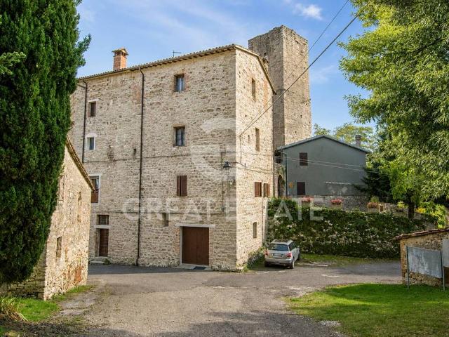 Loft / Open Space in vendita a Todi PG