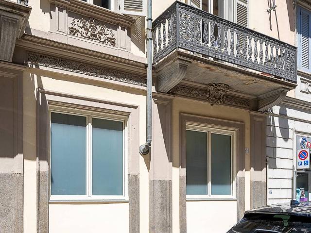 Loft / Open Space in vendita a Torino TO