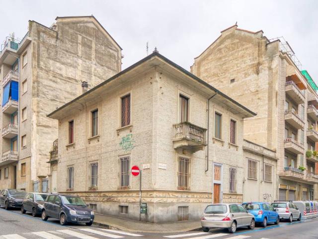 Loft / Open Space in vendita a Torino TO