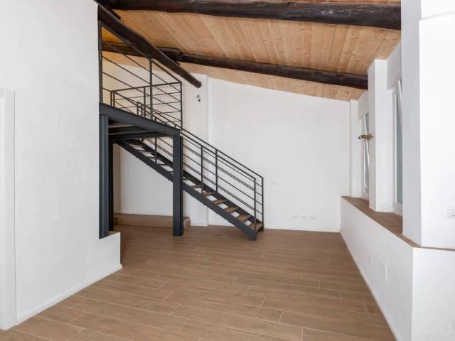 Loft / Open Space in vendita a Torino TO