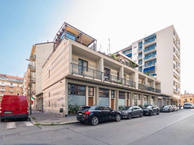Loft / Open Space in vendita a Torino TO