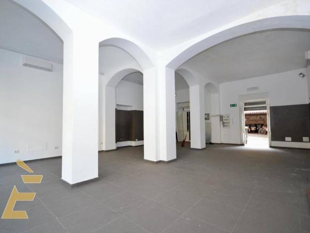 Loft / Open Space in vendita a Torino TO