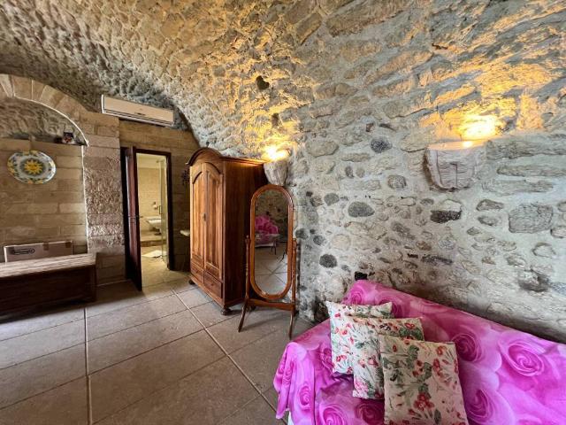 Loft / Open Space in vendita a Tropea VV