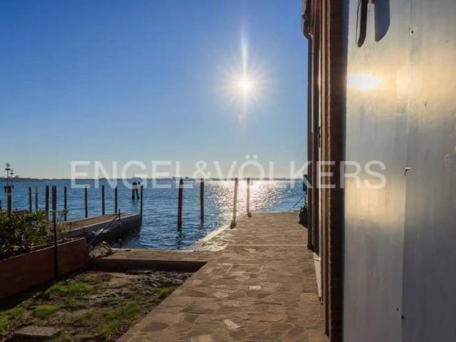 Loft / Open Space in vendita a Venezia VE