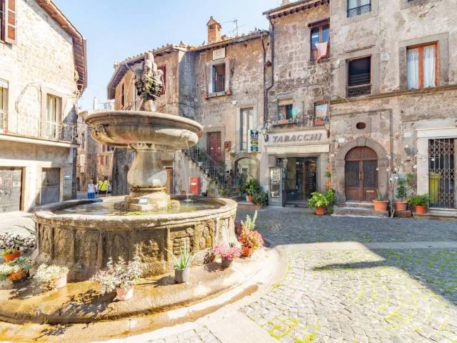 Loft / Open Space in vendita a Viterbo VT