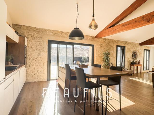 Loft atypique de 191m2 avec terrasse 124 m2