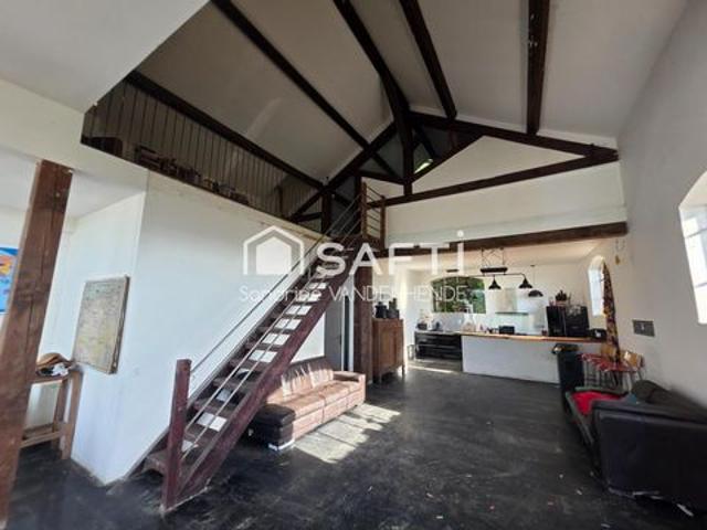 Loft atypique de 300 m² !