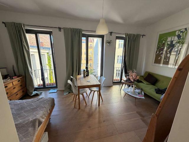 Loft Wohnung mit Balkon in der Pberg