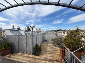 Loft Charakter | offenes Wohnkonzept mit beeindruckender Raumhöhe | großzügige Panoramadachterrasse | FERNBLICK | Tiefgaragenstellplatz