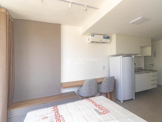 Loft com 1 quarto e 29m² para alugar em Bom Fim, Porto Alegre