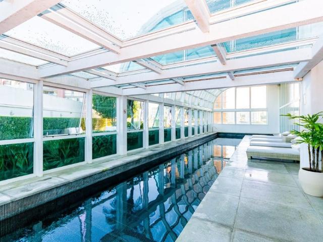 Loft com 1 quarto e 37m² para alugar em Três Figueiras, Porto Alegre