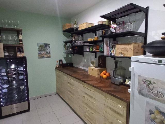 Loft contemporain atypique de 230 m² meublé avec jardin clos – Ingrandes Le Fresne sur Loire