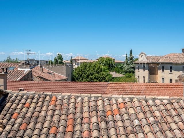 Loft duplex avec terrasse tropézienne au cœur de la ville