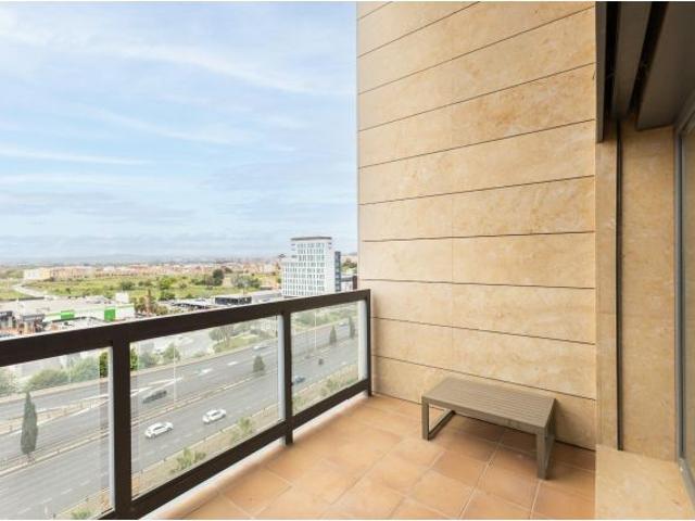 Loft dúplex de 90 m2 con terraza y zonas comunes